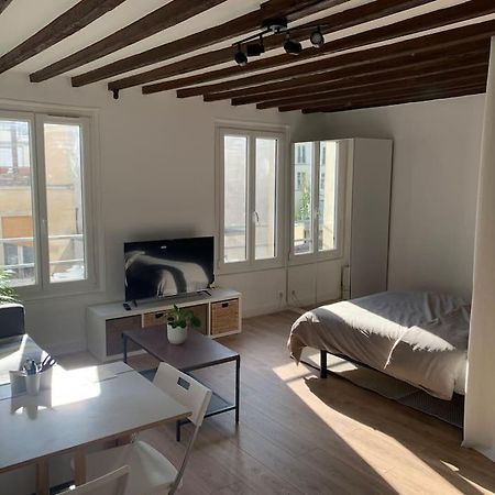 Studio Lumineux, Refait A Neuf, Metro Jourdain Paris Dış mekan fotoğraf