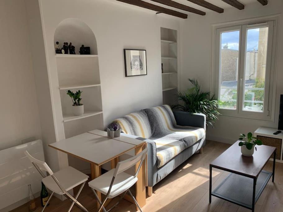Studio Lumineux, Refait A Neuf, Metro Jourdain Paris Dış mekan fotoğraf